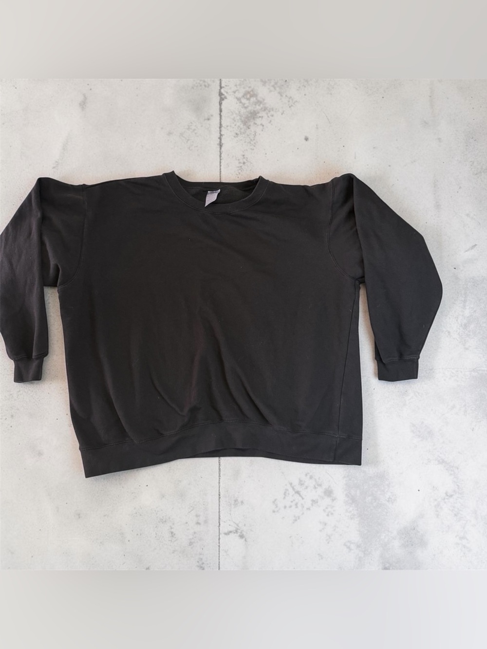 Lee Black Pullover Sweatshirt